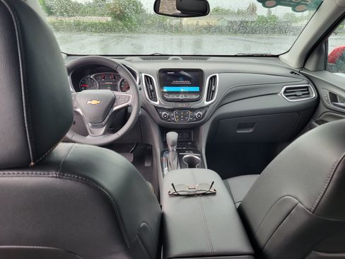 Certified 2024 Chevrolet Equinox Premier FWD image 12