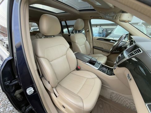 Used 2015 Mercedes-Benz GL 450 4MATIC image 27