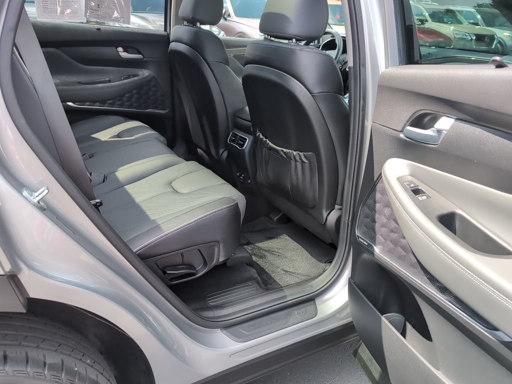 Used 2023 Hyundai Santa Fe Limited AWD/4WD image 6