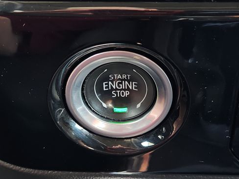 Used 2023 GMC Sierra 1500 Elevation w/ X31 Off-Road Package AWD/4WD image 24
