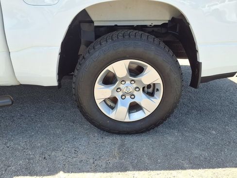 Used 2023 RAM 1500 Big Horn AWD/4WD image 23