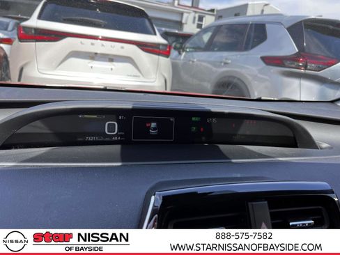 Used 2020 Toyota Prius XLE image 21