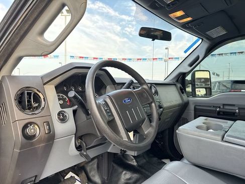 Used 2016 Ford F250 XL w/ Power Equipment Group AWD/4WD image 11
