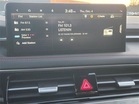 Used 2025 Genesis G70 2.5T w/ Sport Prestige Package image 11