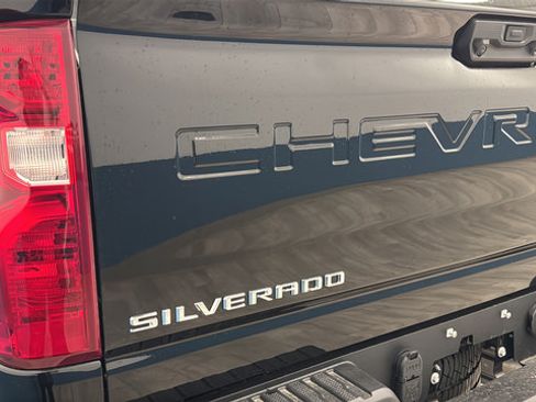 New 2026 Chevrolet Silverado 2500 Custom w/ Custom Value Package AWD/4WD image 38