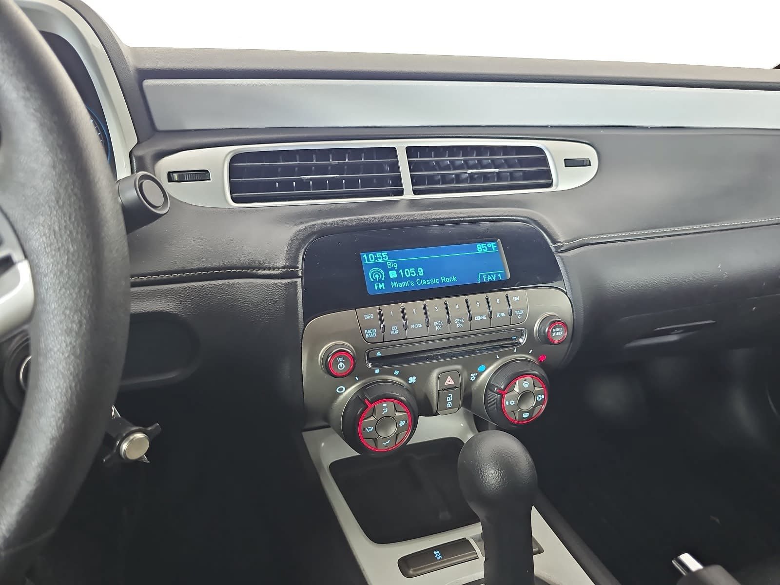 Used 2015 Chevrolet Camaro LS RWD image 16
