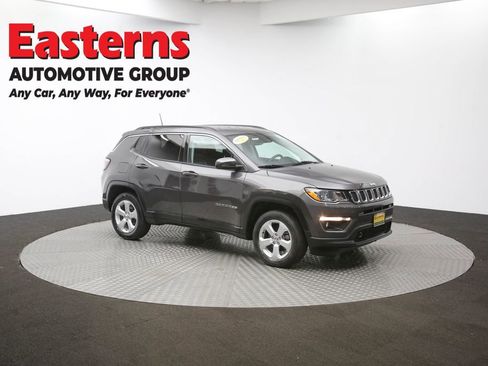 Used 2021 Jeep Compass Latitude w/ Driver Assistance Group image 46