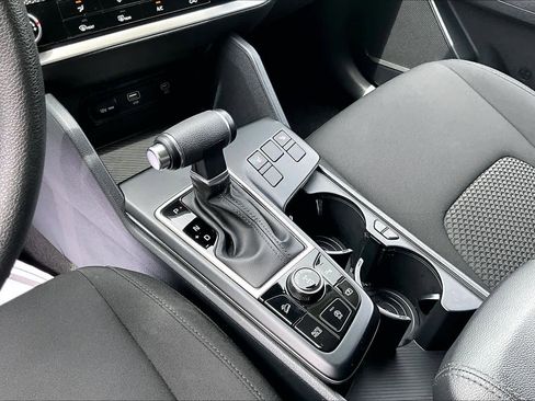 Certified 2025 Kia Sportage LX image 16