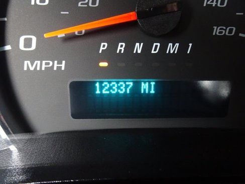 Used 2024 Chevrolet Express 2500 w/ Driver Convenience Package RWD image 19