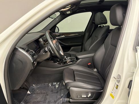 Certified 2024 BMW X3 sDrive30i w/ Convenience Package RWD image 5