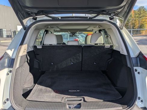 Certified 2023 Nissan Rogue SV w/ SV Premium B Package image 26