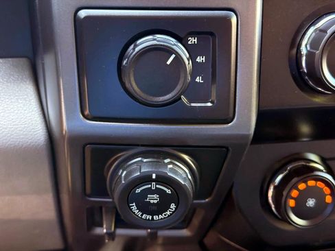 Used 2019 Ford F150 XLT w/ Equipment Group 302A Luxury AWD/4WD image 29