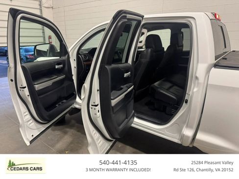 Used 2015 Toyota Tundra Limited w/ Limited Premium Package image 13