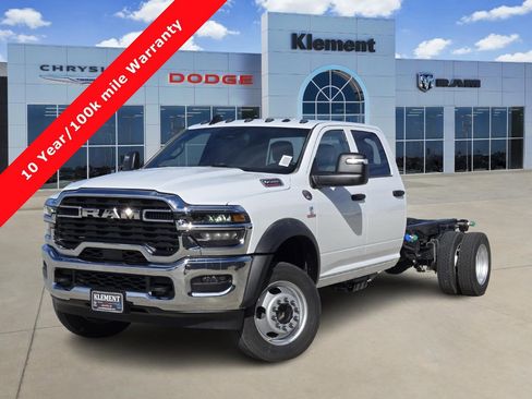 New 2026 RAM 5500 Tradesman w/ Chrome Appearance Group image 1