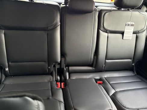 New 2025 Ford Expedition Platinum w/ Stealth Performance Package image 16