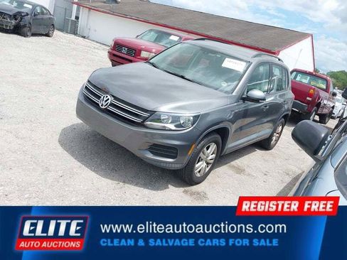 Used 2017 Volkswagen Tiguan S FWD image 4