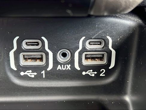 Used 2019 RAM 1500 Laramie RWD image 26