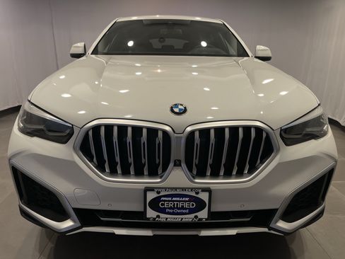 Used 2022 BMW X6 xDrive40i w/ Premium Package AWD/4WD image 2