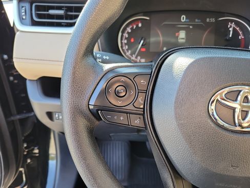 Certified 2025 Toyota RAV4 LE image 24