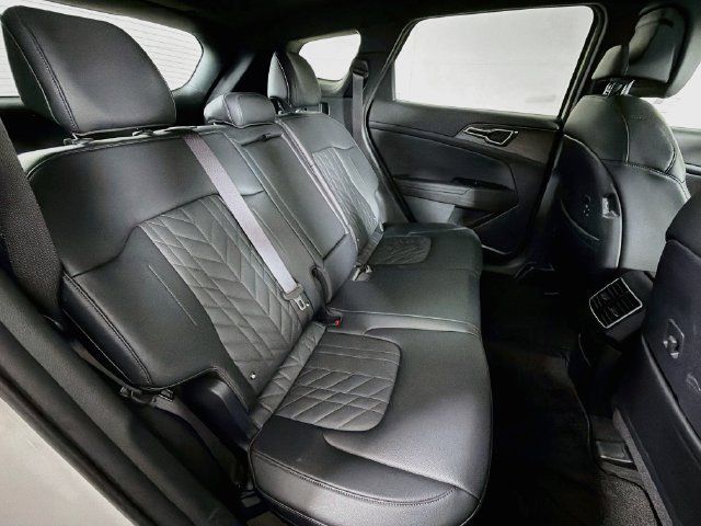 Used 2023 Kia Sportage X-Line AWD/4WD image 27