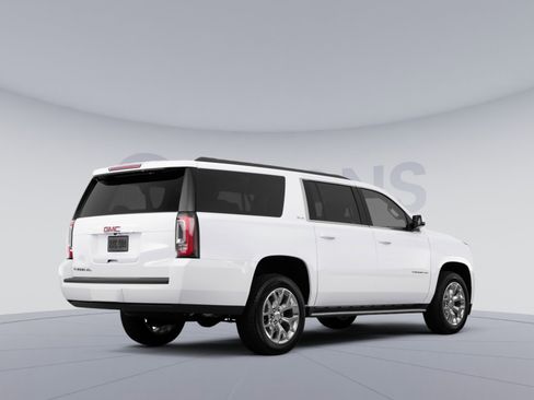 Used 2017 GMC Yukon XL SLT w/ Open Road Package RWD image 4