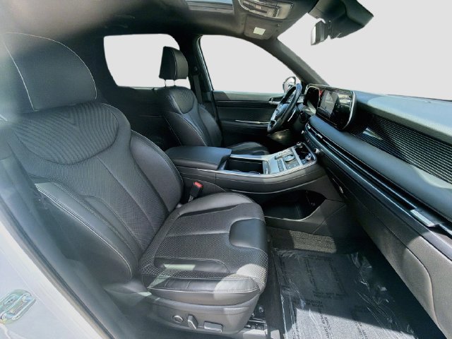 Used 2024 Hyundai Palisade Calligraphy FWD image 30