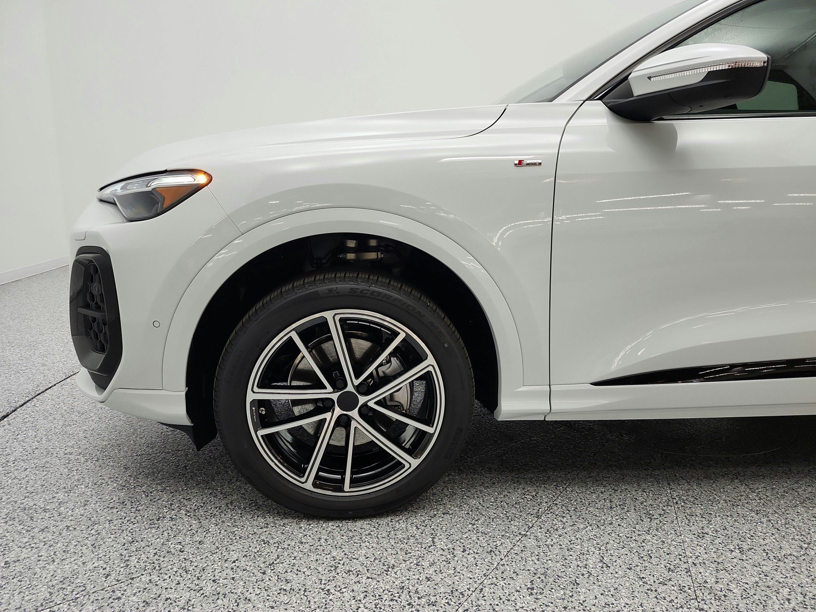 New 2026 Audi Q5 Premium Plus AWD/4WD image 15
