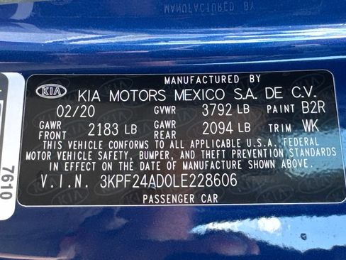 Used 2020 Kia Forte LXS FWD image 28