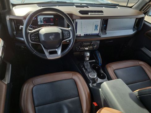 Used 2023 Ford Bronco Outer Banks image 21