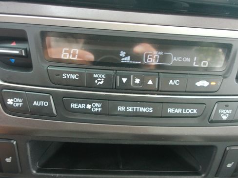 Used 2020 Honda Pilot EX-L image 29
