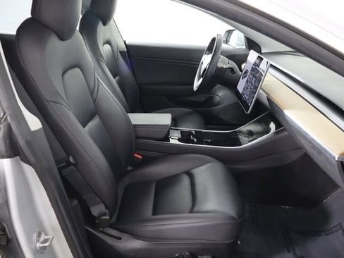 Used 2019 Tesla Model 3 Long Range AWD/4WD image 16