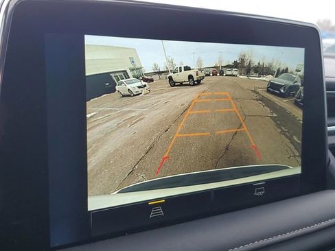 Used 2023 Chevrolet Tahoe Premier image 16