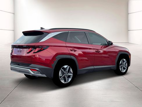 Certified 2026 Hyundai Tucson SEL FWD image 8