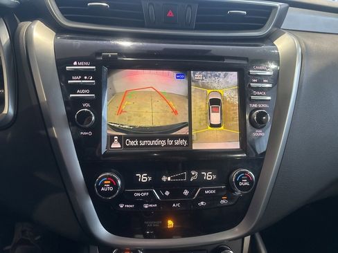 Used 2023 Nissan Murano SL image 14