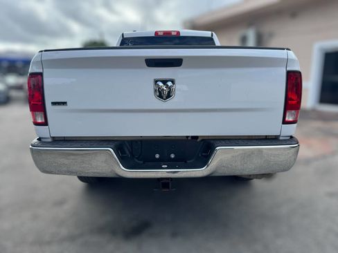 Used 2021 RAM 1500 Classic SLT image 10