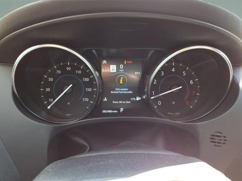 Used 2019 Jaguar F-PACE Prestige AWD/4WD image 25