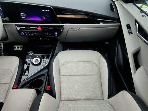 Used 2024 Kia Niro Wave w/ Wave Preserve Package FWD image 51