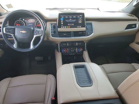 Used 2021 Chevrolet Tahoe Premier w/ Premium Package image 24