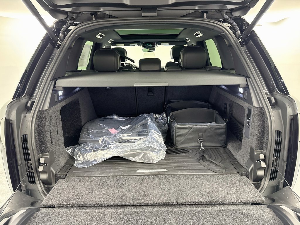 New 2027 Land Rover Range Rover SE AWD/4WD image 28