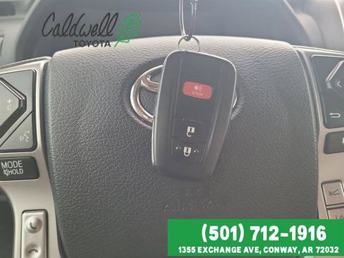 Used 2023 Toyota 4Runner SR5 Premium w/ Moonroof Package AWD/4WD image 31