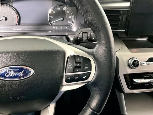 Used 2023 Ford Explorer XLT w/ Equipment Group 202A image 19