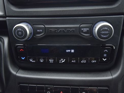 New 2026 RAM ProMaster 1500 w/ Convenience Group image 23