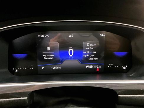 Used 2024 Volkswagen Tiguan SE R-Line image 23