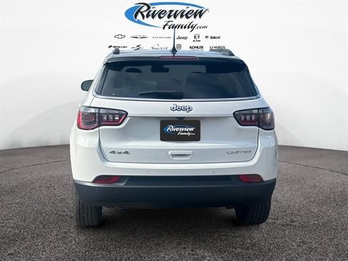 Used 2025 Jeep Compass Limited w/ Sun & Sound Group AWD/4WD image 4