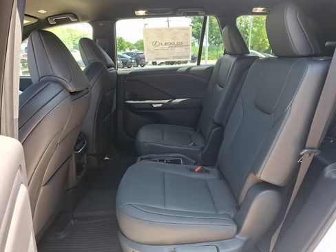 New 2026 Lexus TX 500h AWD image 6