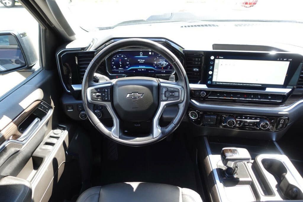 Used 2022 Chevrolet Silverado 1500 LT Trail Boss w/ LT Trail Boss Premium Package AWD/4WD image 48