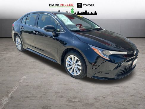 Certified 2023 Toyota Corolla LE w/ LE Premium Package FWD image 8