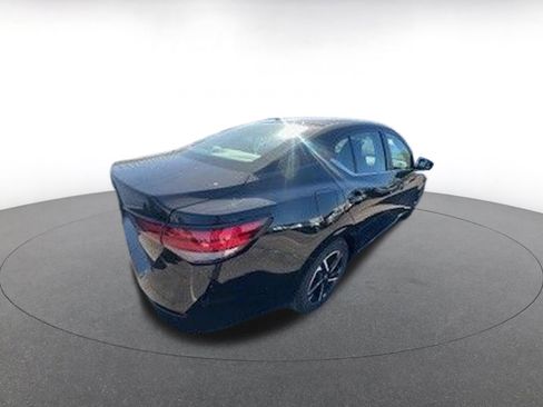 Used 2025 Nissan Sentra SV image 9