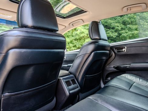 Used 2015 Toyota Avalon XLE Touring Sport Edition FWD image 30