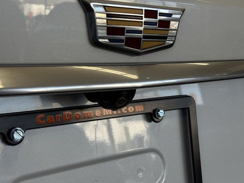 Used 2023 Cadillac XT6 Sport AWD/4WD image 8